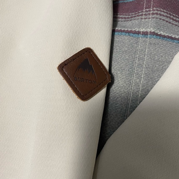 Burton Sadie rain jacket - Picture 5 of 7